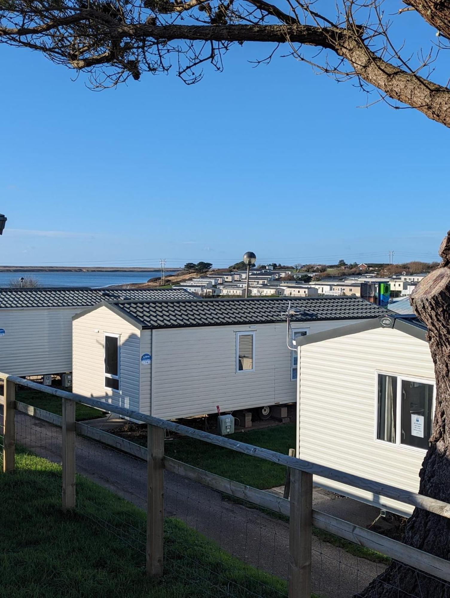 Relaxing Holiday Home Chickerell View Littlesea Haven Wyke Regis Exterior foto